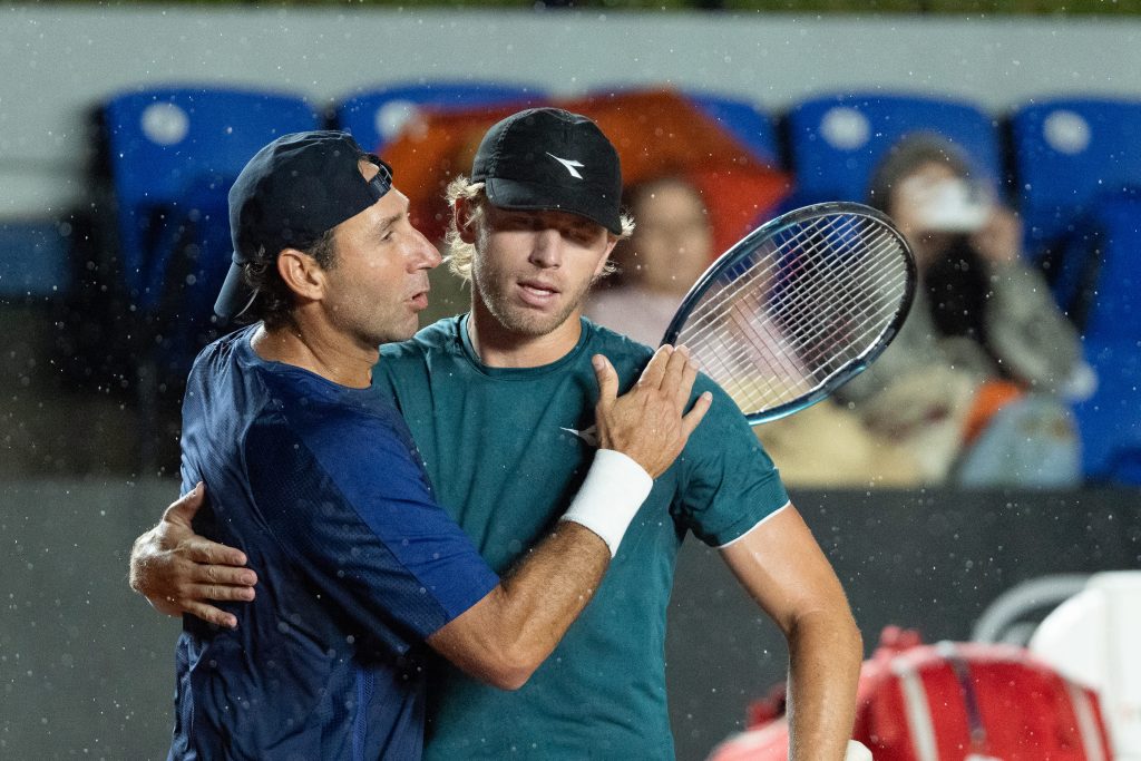 SF – Santiago GONZALEZ/Ryan SEGGERMAN vs Thijmen LOOF/Daniel MILAVSKY